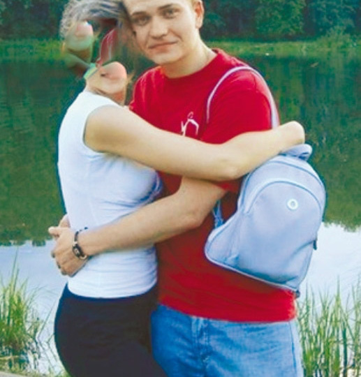 За решеткой, ему снились убитые им же дети.