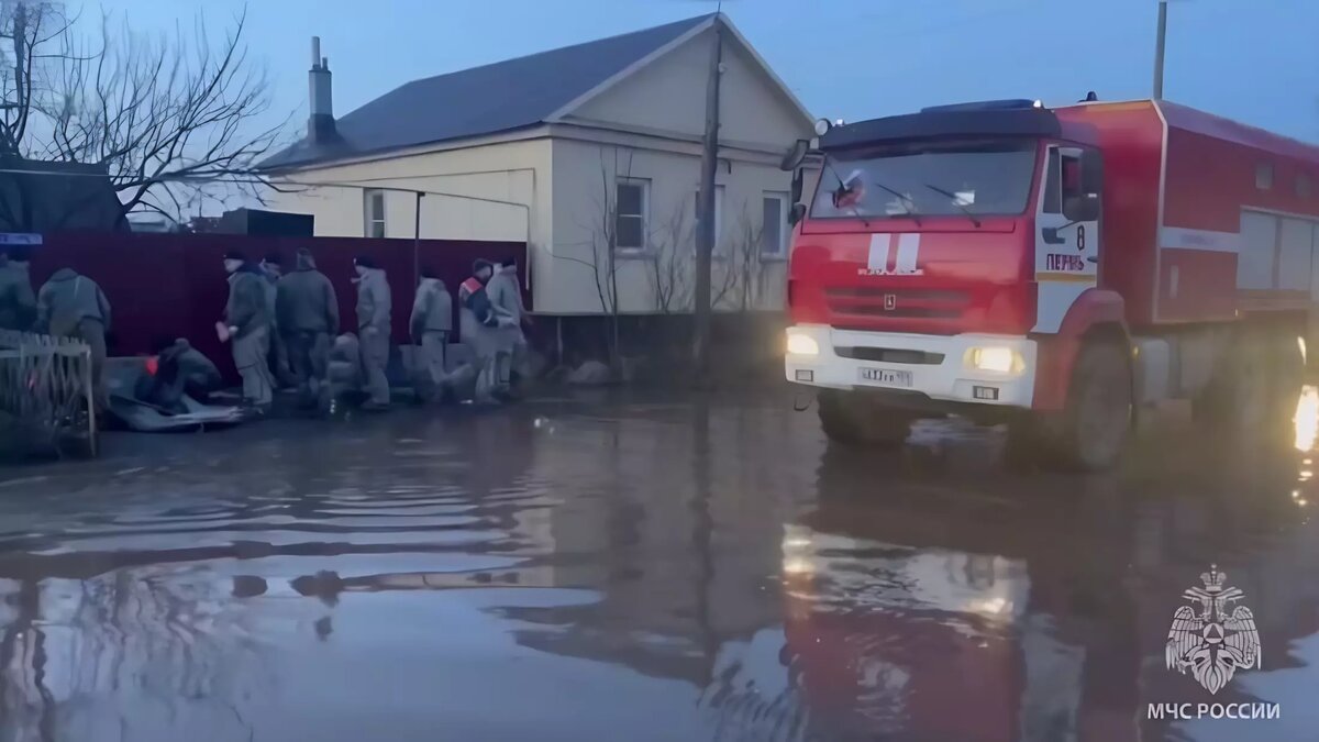 Город трудовой доблести Орск может уйти под воду. Что случилось? |  Properm.ru | Дзен