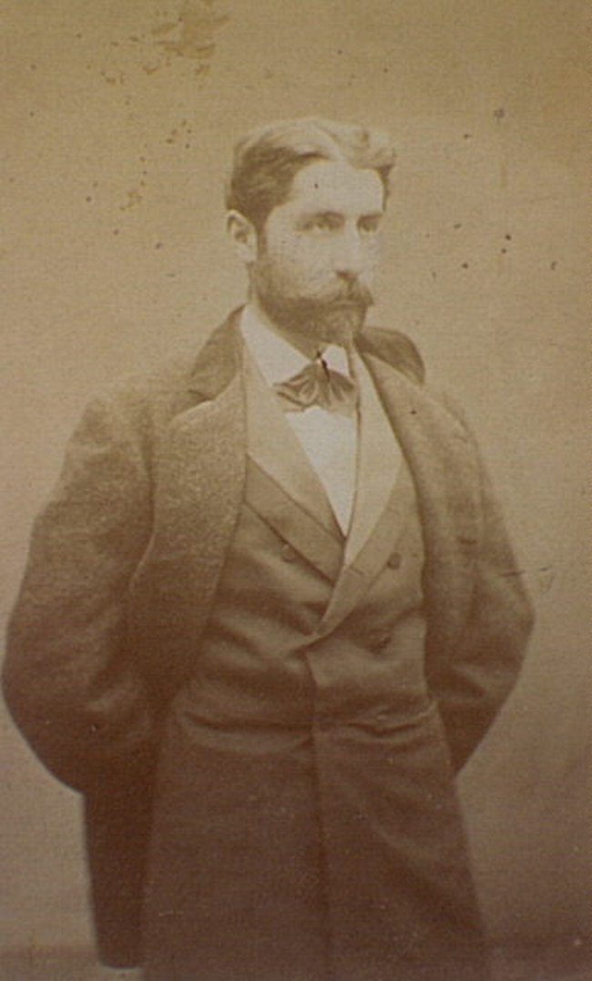 Академик https://dic.academic.ru/dic.nsf/ruwiki/1821917 