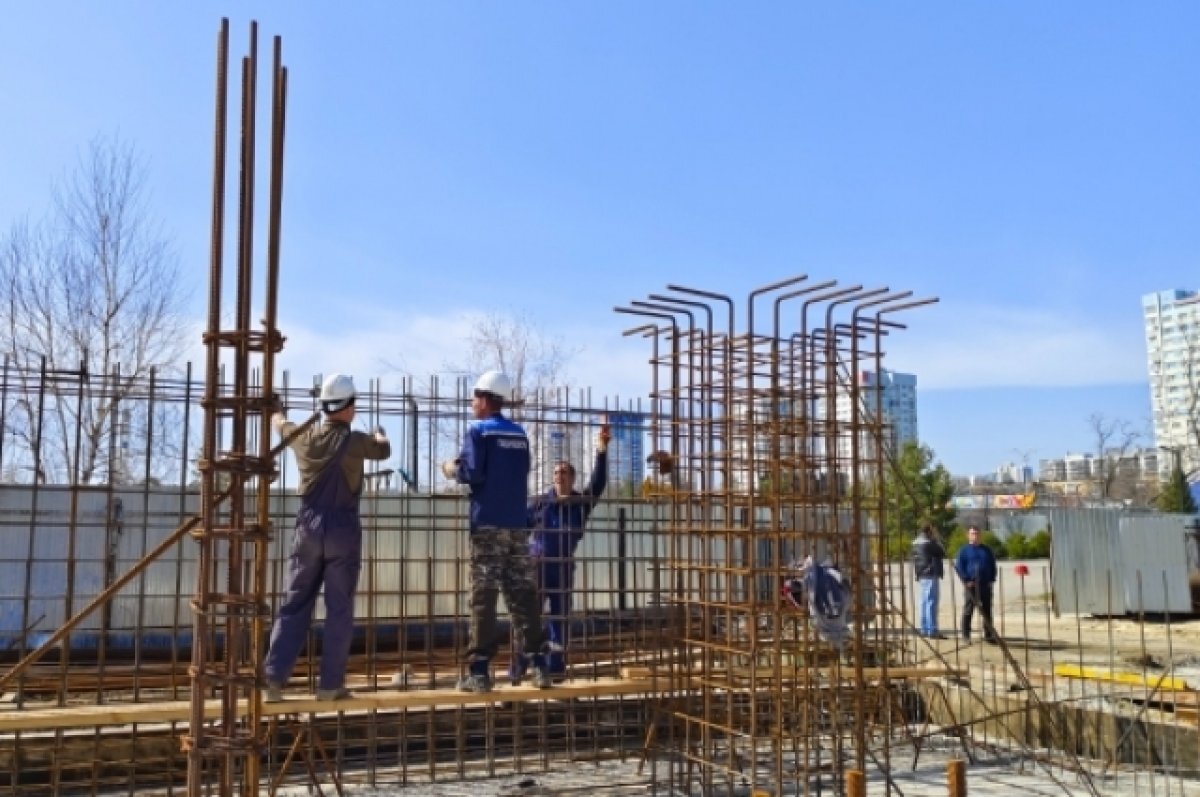    В Волгограде началось строительство гигантского экстремального аттракциона
