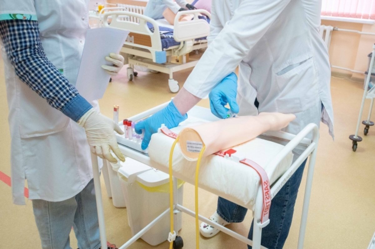    Две медсестры из Ленинского района добились социальных выплат через суд