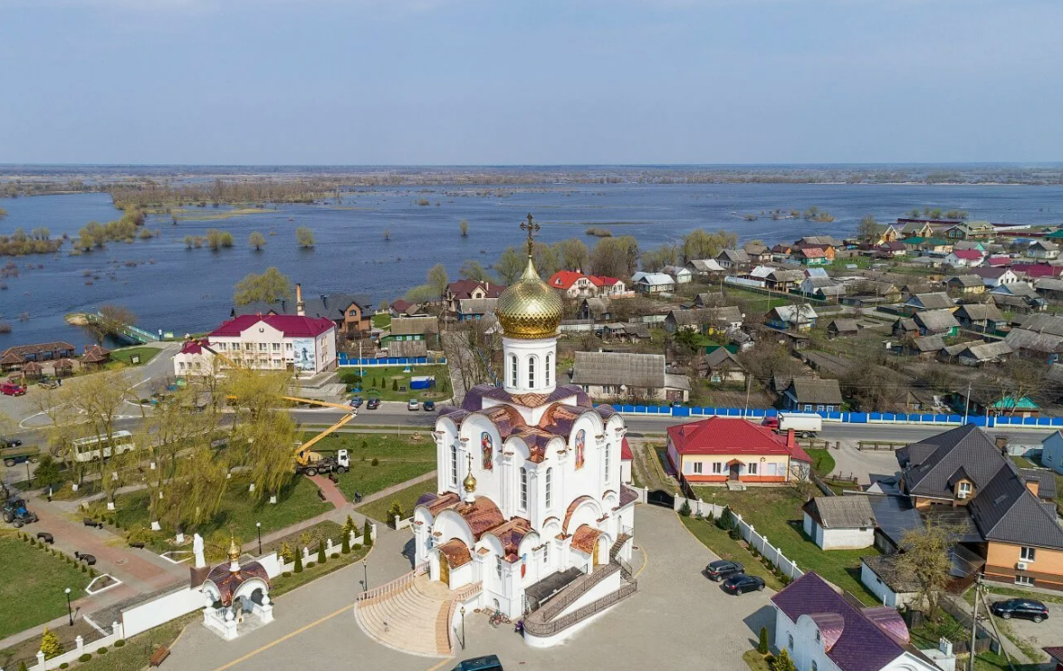 Туристические города беларуси. Город туров в Белоруссии. Храм туров Белоруссия.