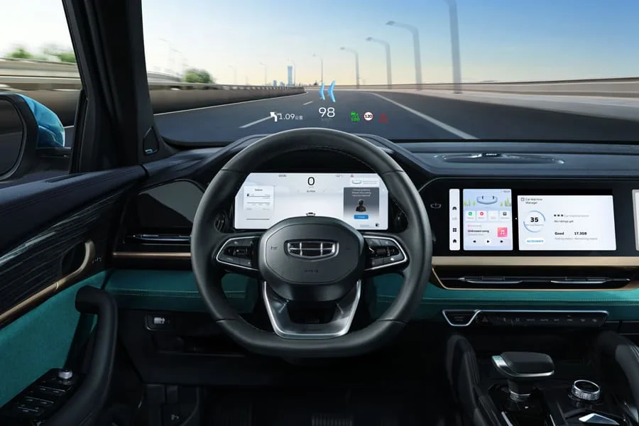 Интерьер: Geely Manjaro 