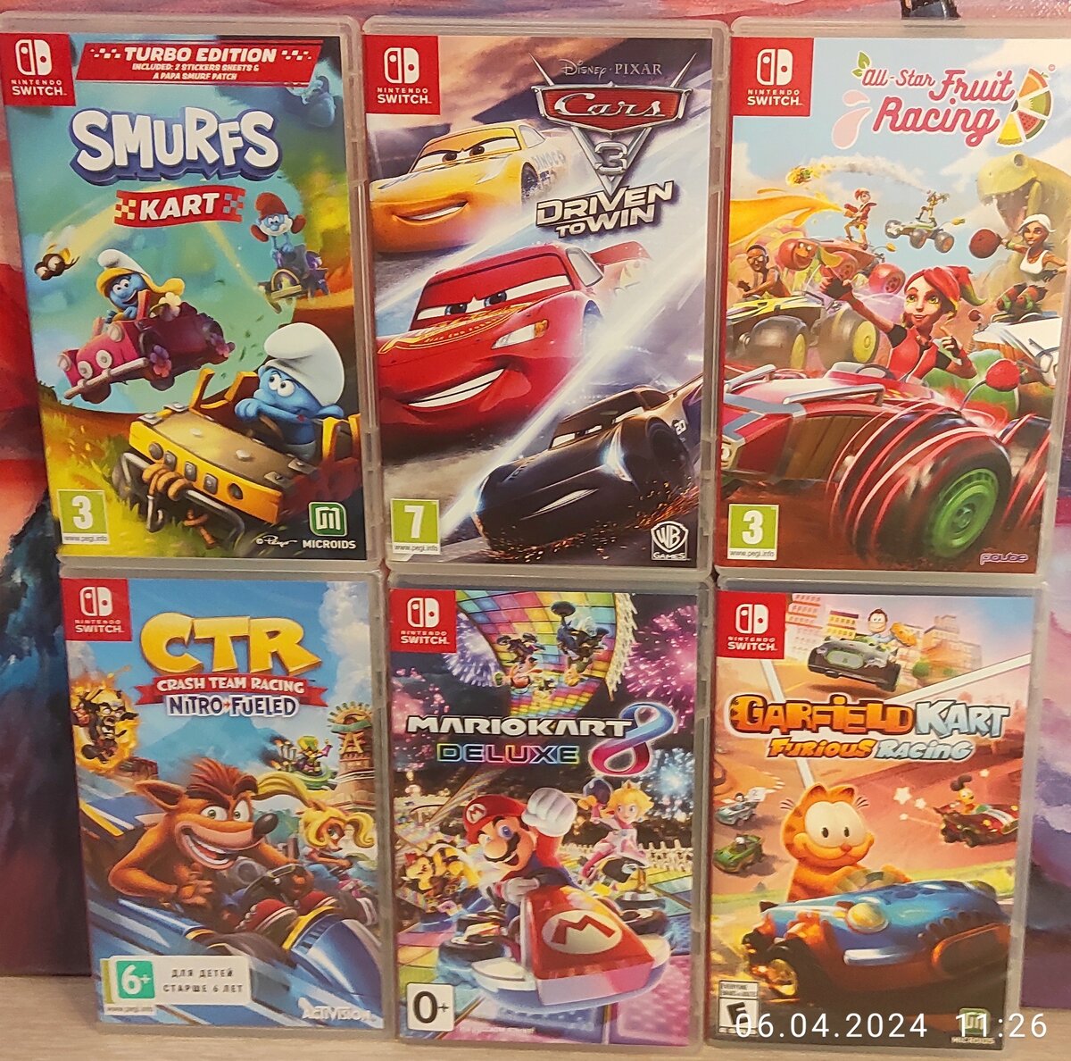 Самое главное в ней это то что в ней собрали всех самых популярных и любимых для фанатов  персонажей , а также десятилетнее развитее игры что позволило с каждой частью улучшать  игру и за это время добавили много разных фишек и смогли сделать так что ты действительно во время гонки чувствуешь себя в внутри игры .