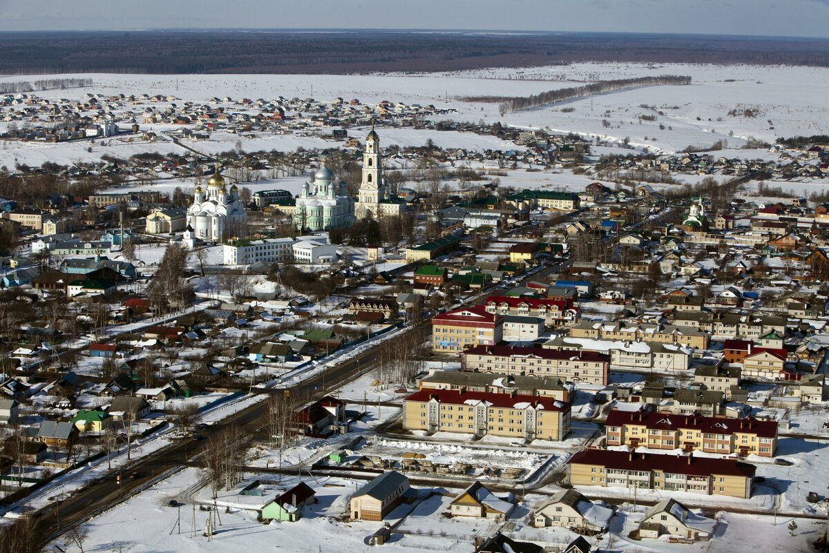 Готовятся к приходу Антихриста: почему чиновники и звезды массово скупают  недвижимость за Дивеевской Канавкой | Gorodche.ru | Дзен