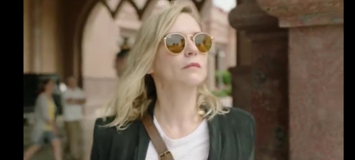 Кадр из сериала. 