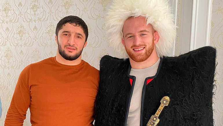    Абдулрашид Садулаев (слева) и Кайл Снайдер (справа). Соцсети