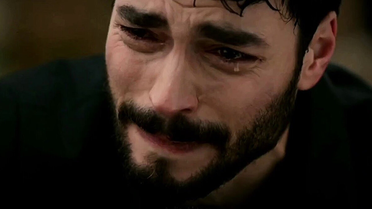 Adam maniac hercai