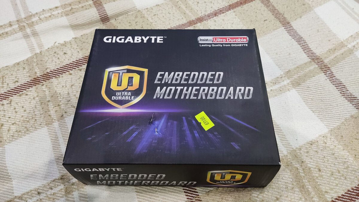 Материнская плата Gigabyte mini-STX