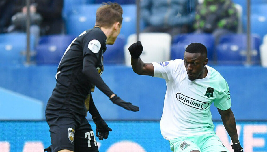 Наставник «быков» дал интервью, в котором высказался и сделал ряд заявлений после матча «Пари НН» — «Краснодар». Что сказал Мурад Мусаев? Приветствую всех болельщиков и любителей российского футбола.