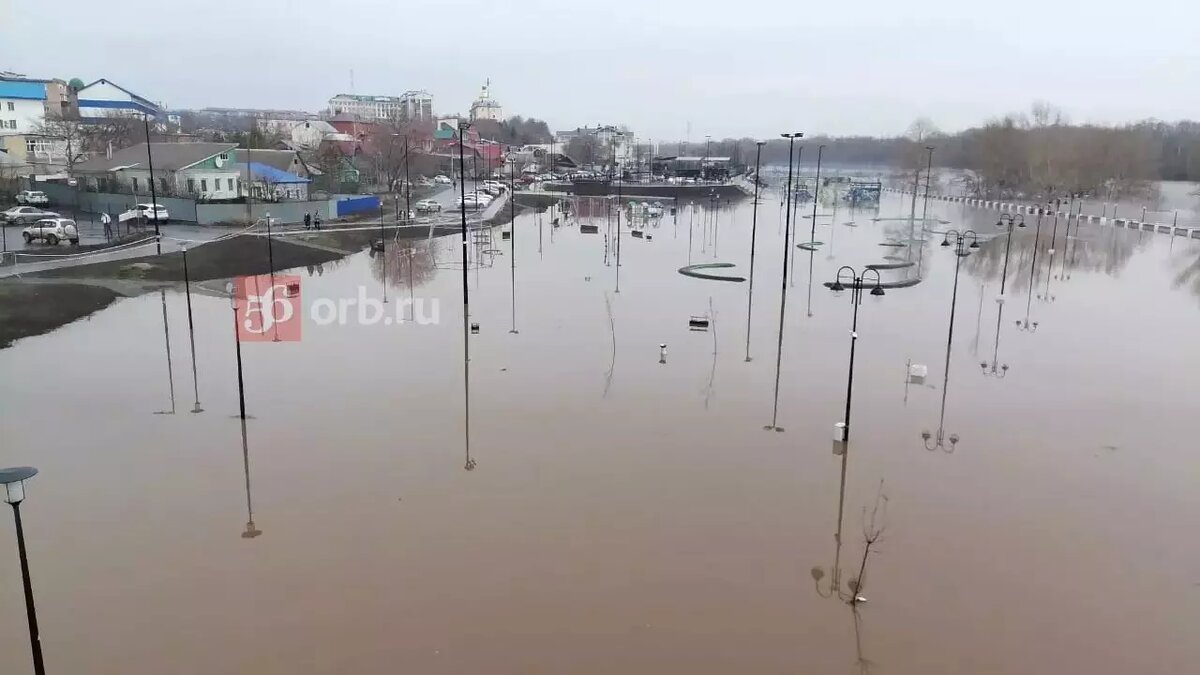     В Оренбургской области произошло крупное наводнение. Сильнее всего пострадал город Орск. О том, что сейчас происходит в регионе — в материале Inkazan.
