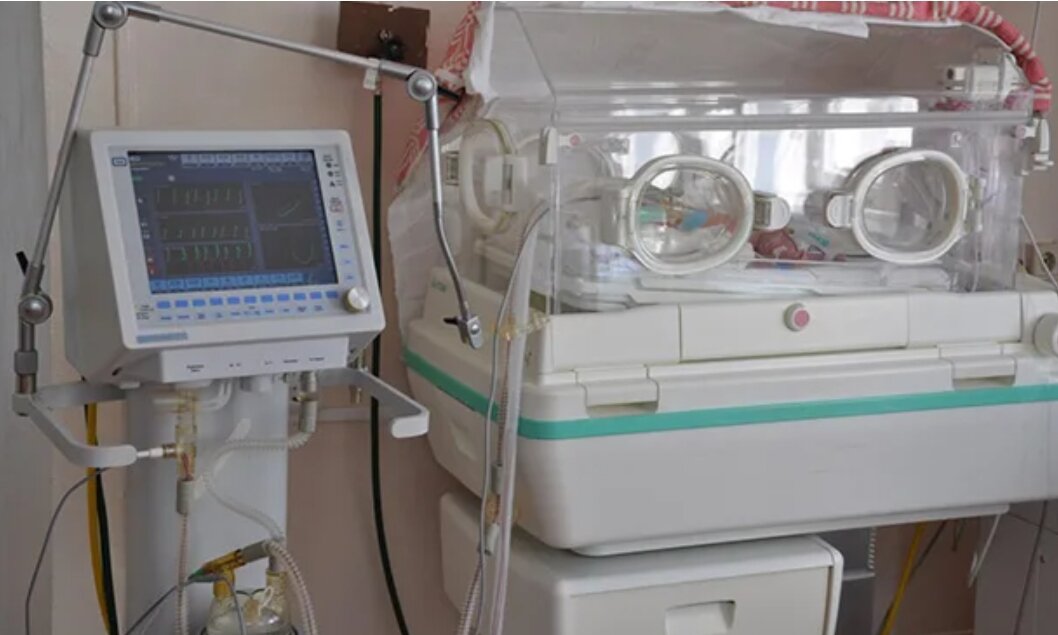 При сепсисе бактерии преодолевают иммунную защиту и распространяются из очага воспаления по всему организму.