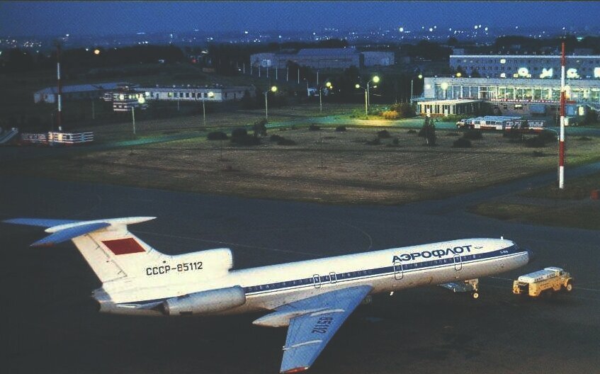 Аэропорт Омска и Ту-154