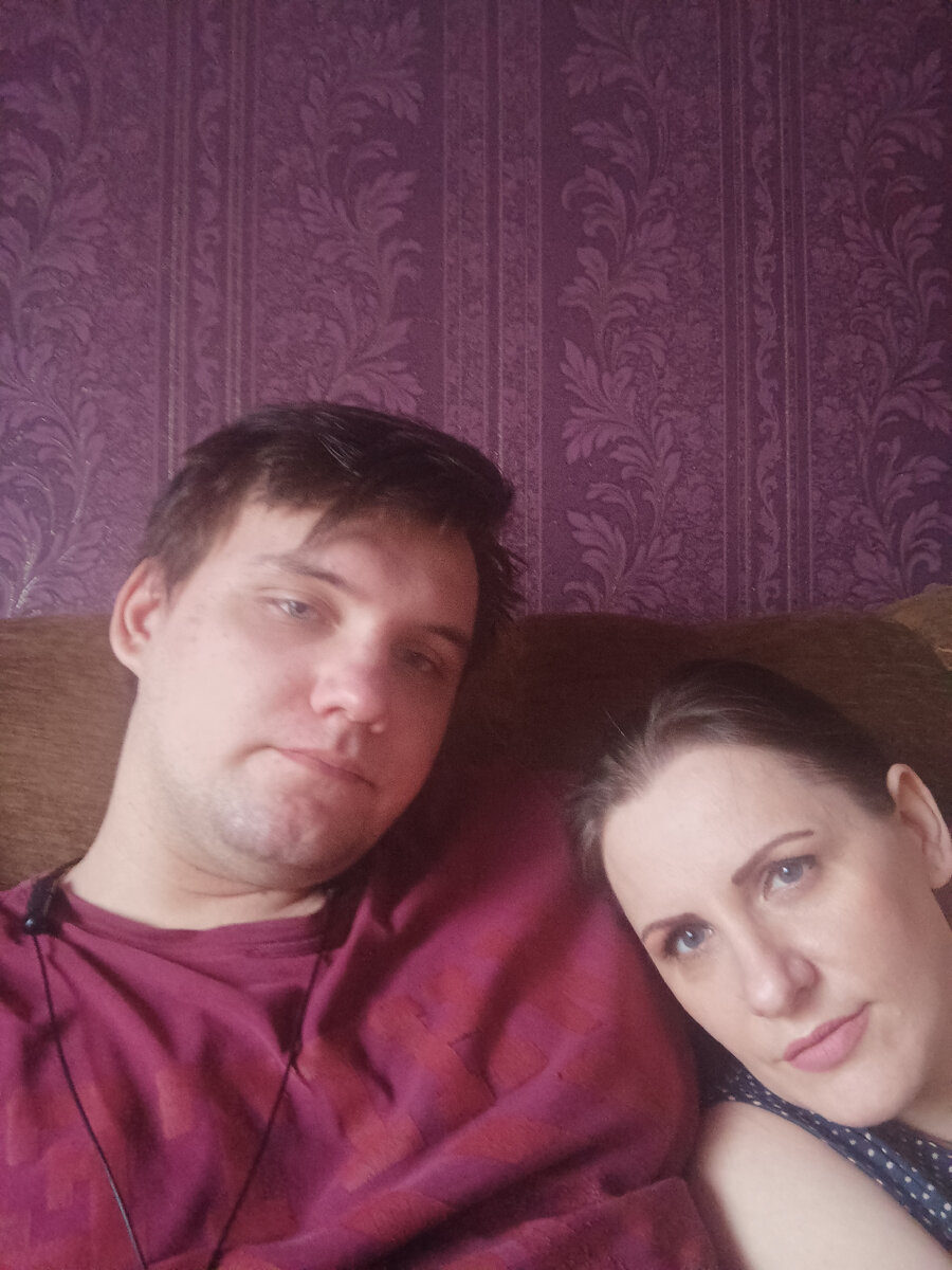 Фоткал тоже сыночек, поэтому у матери морда такая вытянутая прлучилась 😂