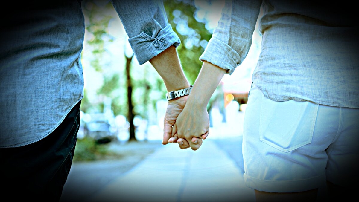 Зачем женщине нужен мужчина