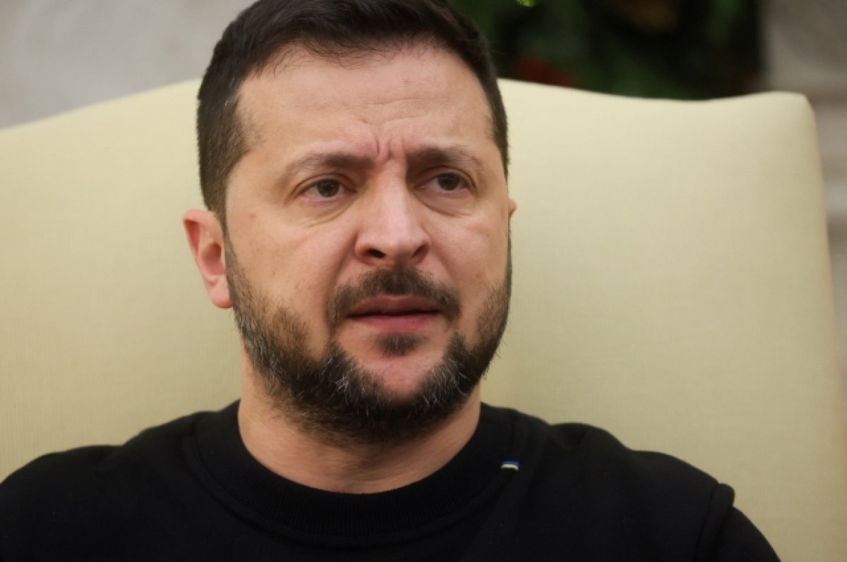    Зеленский назвал Украину заложником ситуации в США