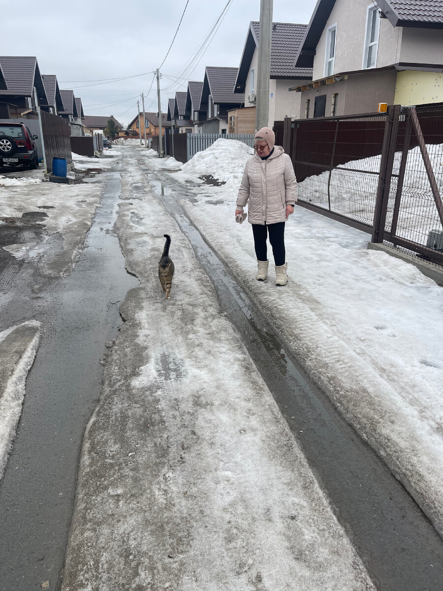 Мы с Барсом ходим парой
