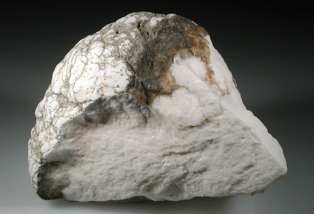 бело-серый ГОВЛИТ