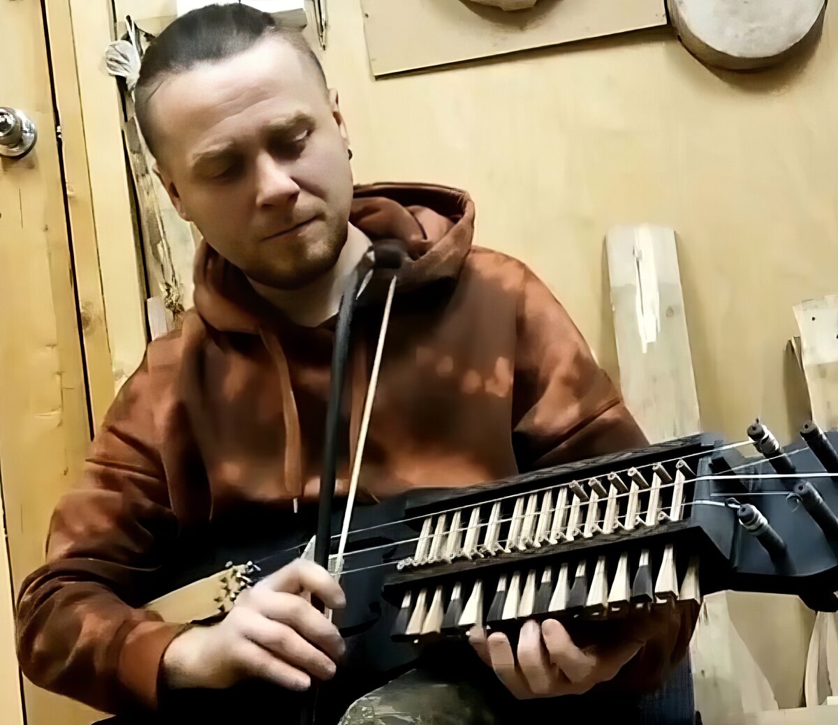 Иван Косенко (Ivar Skald)