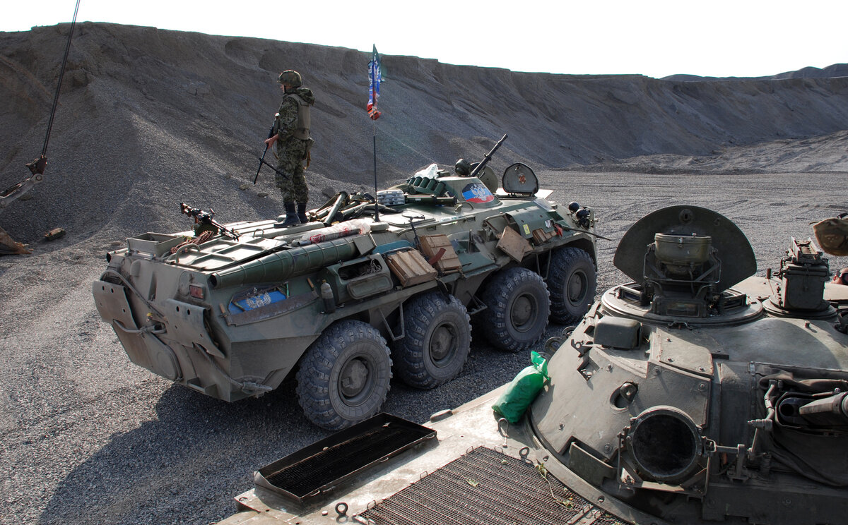     Ополченцы Донецкой народной республики / РИА Новости / Геннадий Дубовой