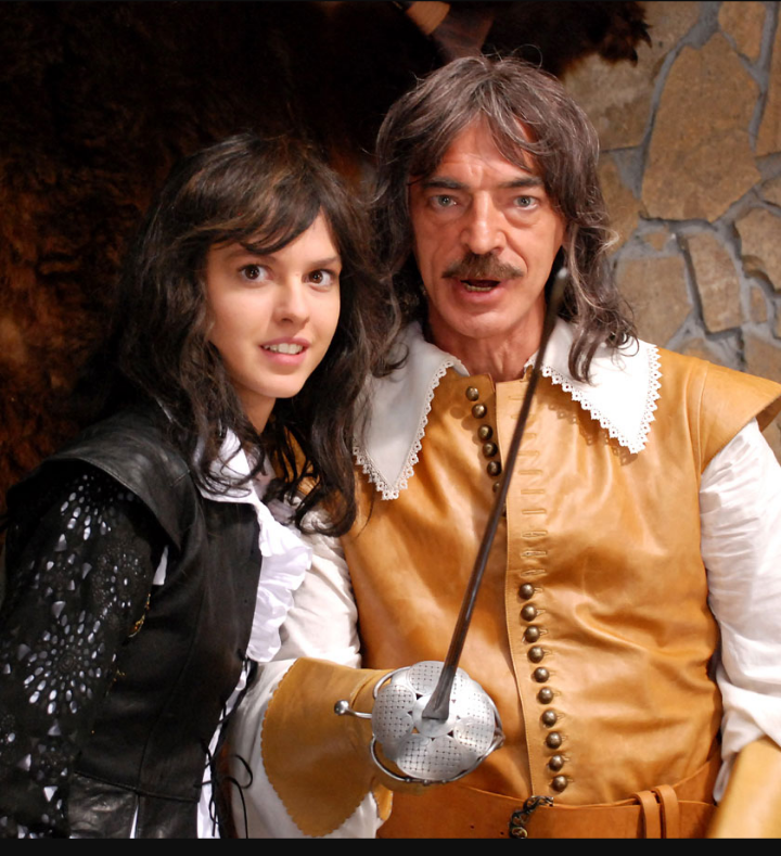 * Кадр из фильма "Возвращение мушкетёров или сокровища кардинала Мазарини" взят из открытого источника.