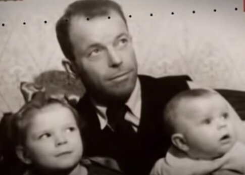 Г.П. Зуйков с дочерьми