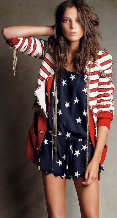 Американочка.
https://i.pinimg.com/564x/b7/9f/7a/b79f7ab01b7c7ebf1985d85457a78727.jpg