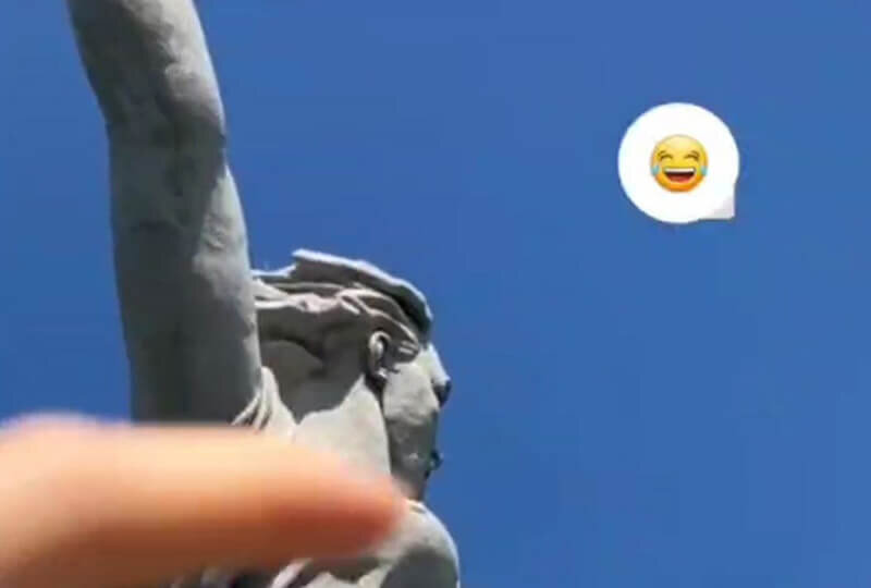    Глумление над памятником «Родина-мать»