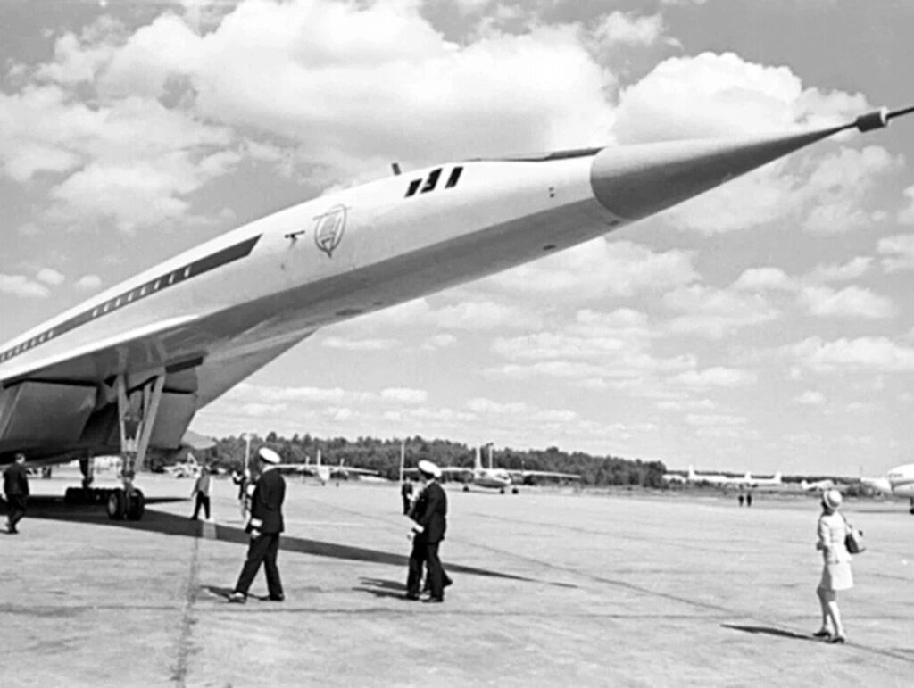 Ту-144 СССР-68001 Москва, Шереметьево, май 1969 года. Фотография © Лев Поликашин