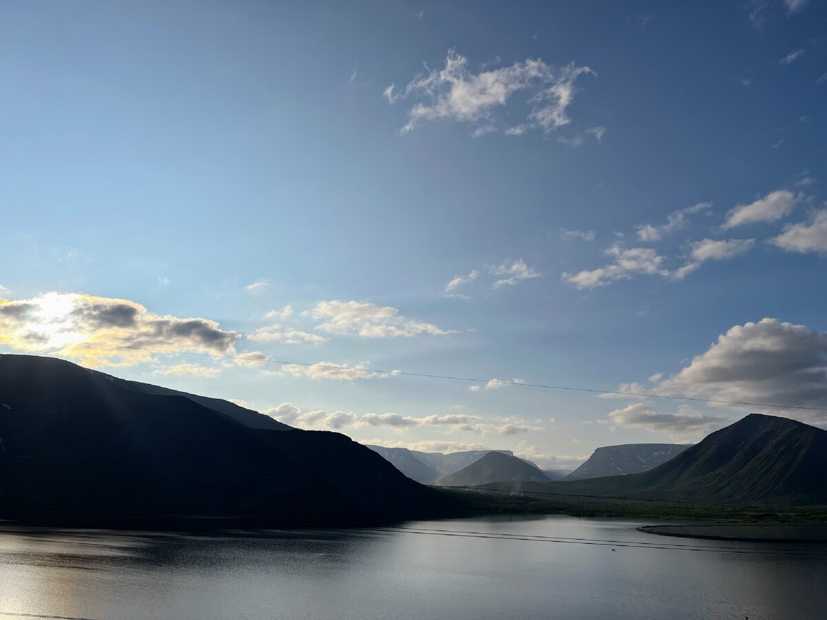 Хибины. Озеро Большой Вудьявр: в переводе с саамского языка означает «горное озеро»