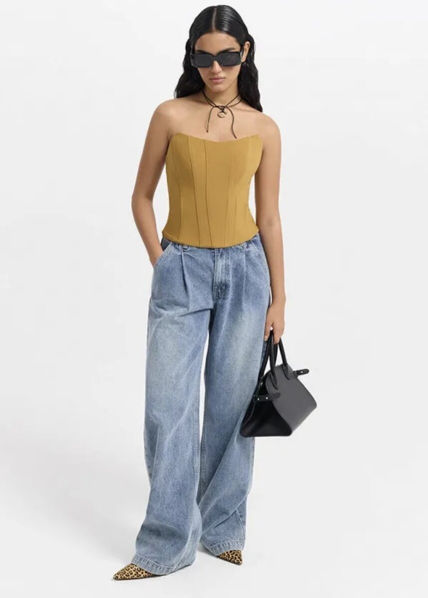 Фото: джинсы бренд Love Republic