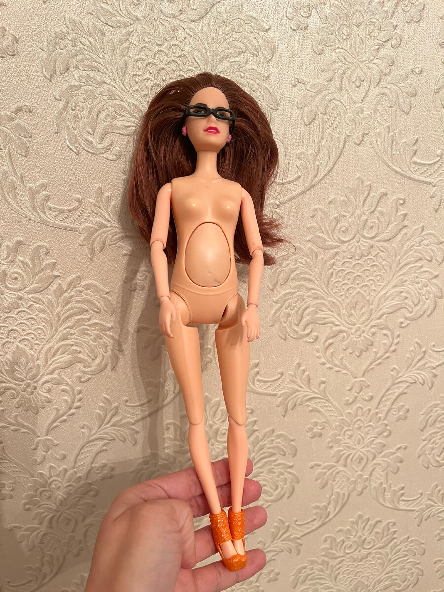 На живот можно нажать как на кнопку