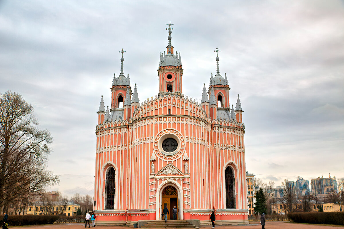 Чесменская церковь. Адрес: Санкт-Петербург, ул. Ленсовета, д. 12
