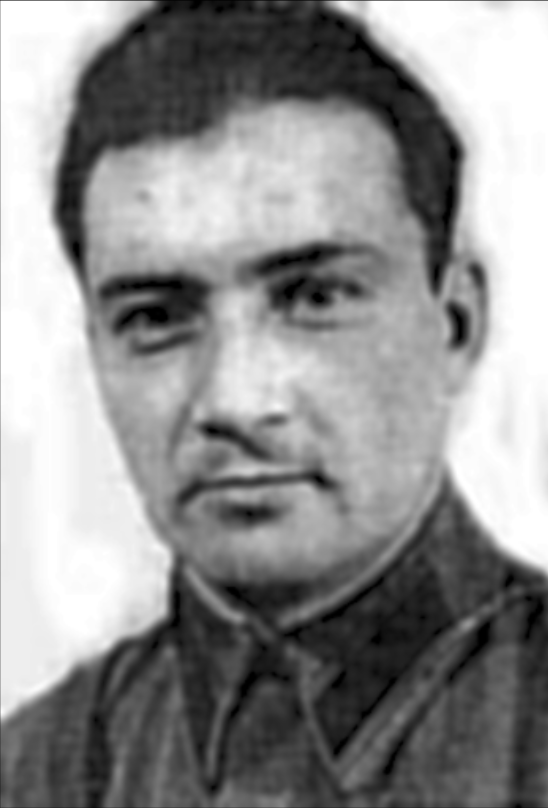 Поляков Александр Филатович, советский писатель, военный корреспондент и политработник. Дважды награждён орденом Красного Знамени. Его книга «В тылу врага: дневник военного корреспондента» в 1942 году была переведена на английский и издана в США под названием «Russians don’t surrender» («Русские не сдаются»). По возвращении из очередной командировки в 1942 году на фронт скоропостижно скончался в своём кабинете в возрасте 34 лет от кровоизлияния в мозг, связанного с перенесёнными ранее тяжёлыми контузиями.