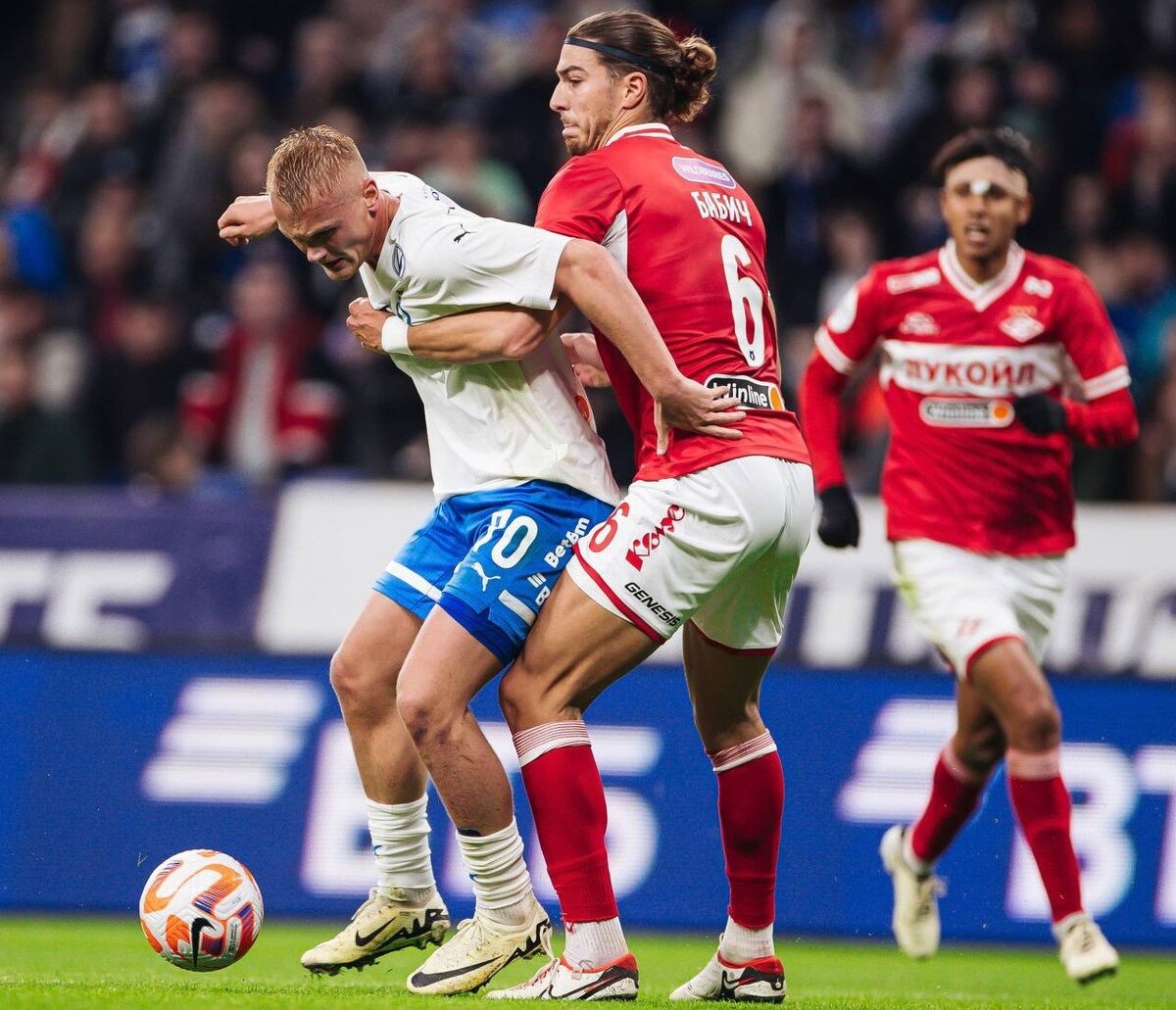 Дуарте - парагвайский Щорс. Бабич останавливает мусоровоз