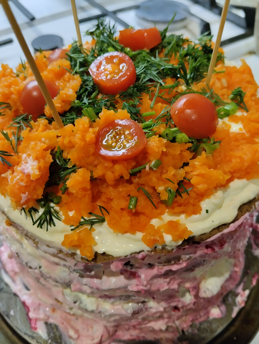 домашний торт всегда вкуснее, если он мясной) 