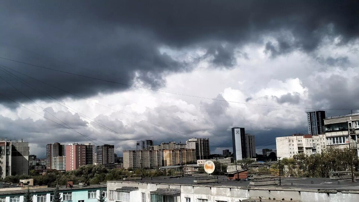     В столице Южного Урала есть места, которые вызывают безотчетный страх у местных жителей. «Курс дела» кратко рассказывает о них.