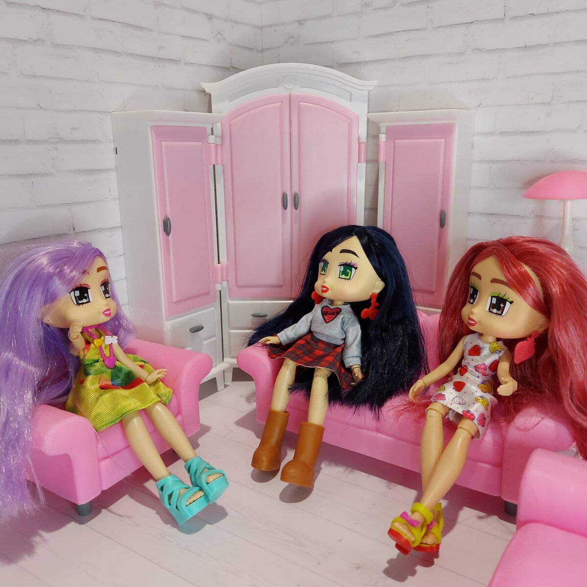 Куколки Boxy Girls - Everly, Apple and June