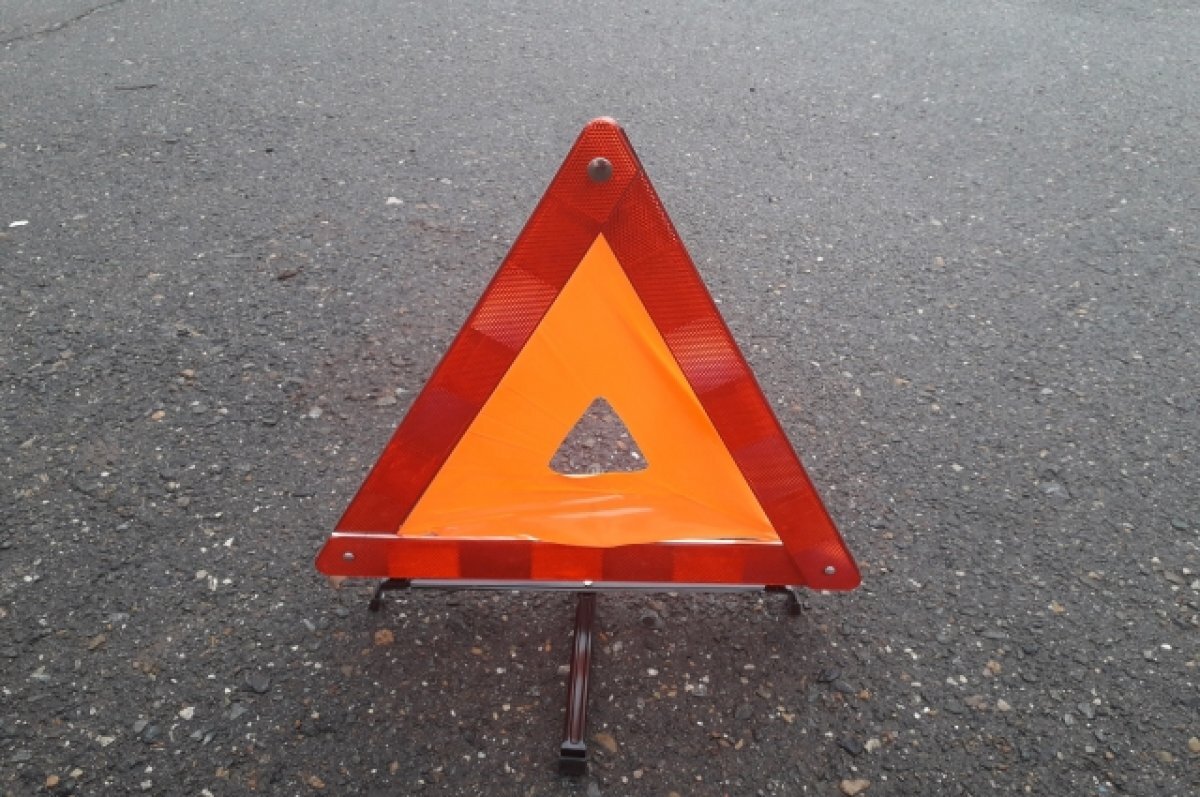    В Комсомольске Nissan жёстко врезался в Toyota на встречке, пострадали трое