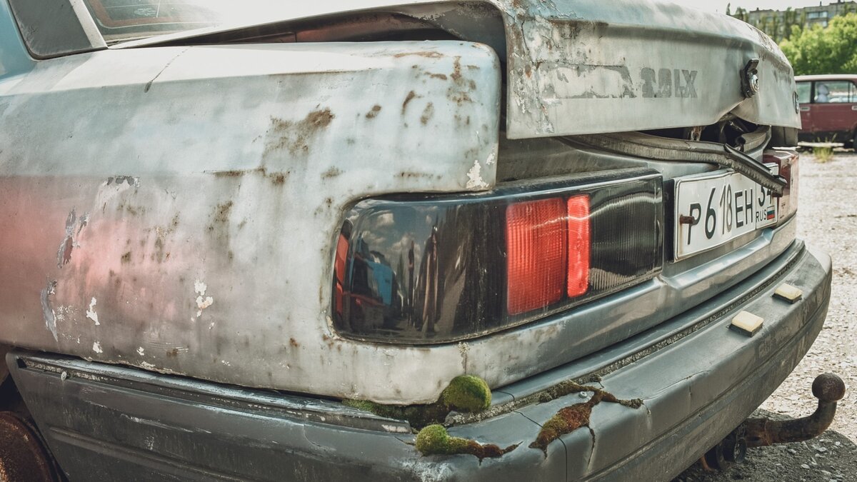     «Не доброе утро» поджидало сегодня жителей Владивостока на проезжей части в районе Ладыгина. Два автомобилиста удивительным образом не смогли разъехаться на многополосной трассе, из-за чего образовался затор.