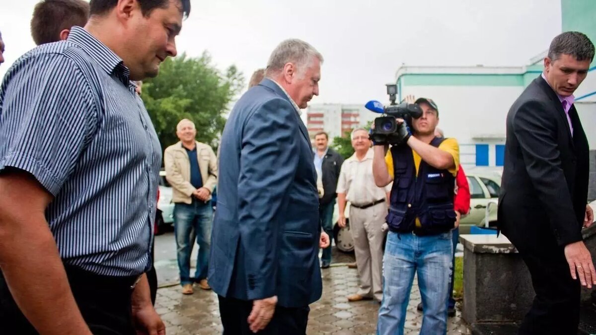     6 апреля — вторая годовщина со дня памяти великого политика Владимира Вольфовича Жириновского.