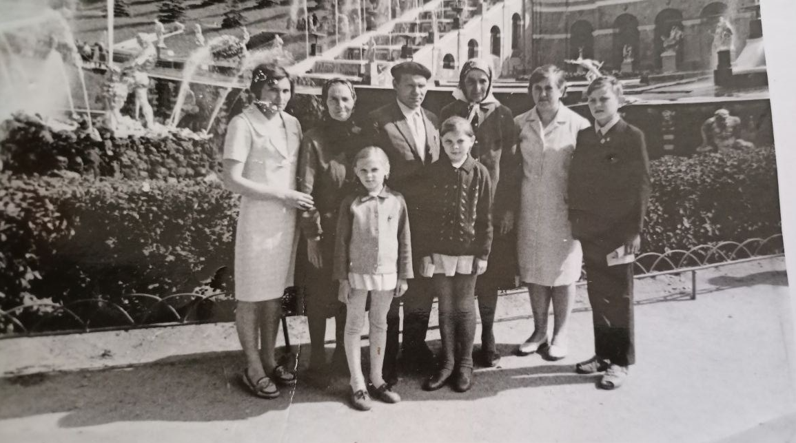 В Петродворце. Из личного архива