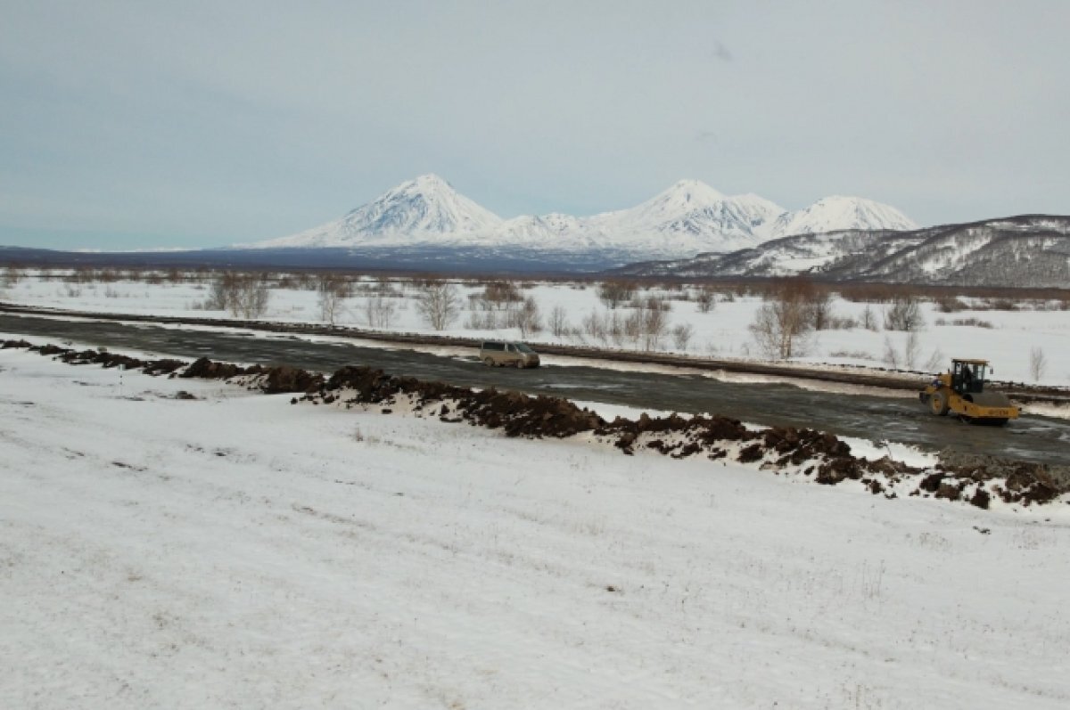    На дороге к Халактырскому пляжу на Камчатке формируют земельное полотно