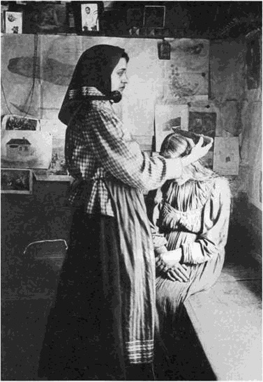 Знахарка и припадочная, Рязанская губерния, 1914 год