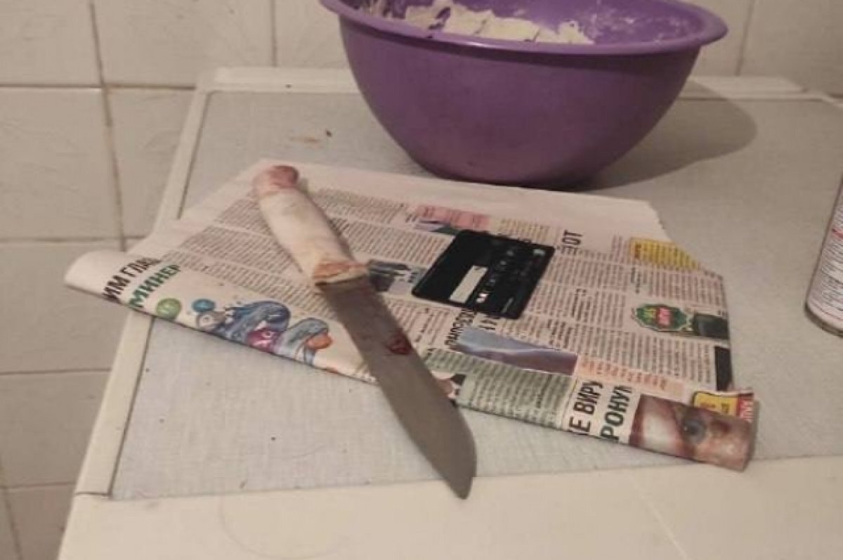    В Канске 44-летний мужчина напал на 24-летнюю бывшую девушку и её парня