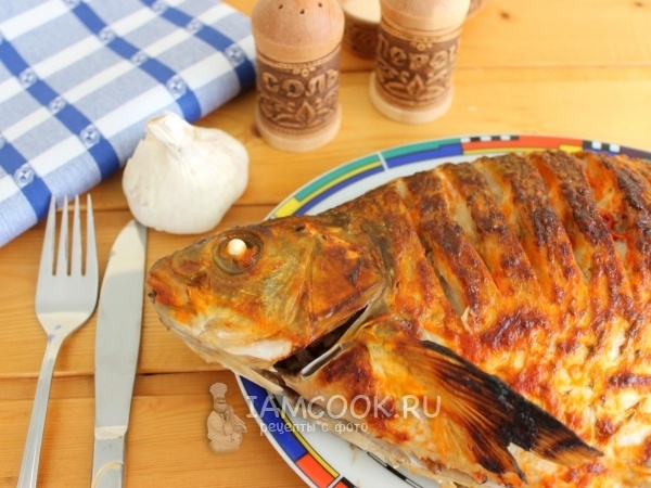 Царский ужин из целой речной рыбы