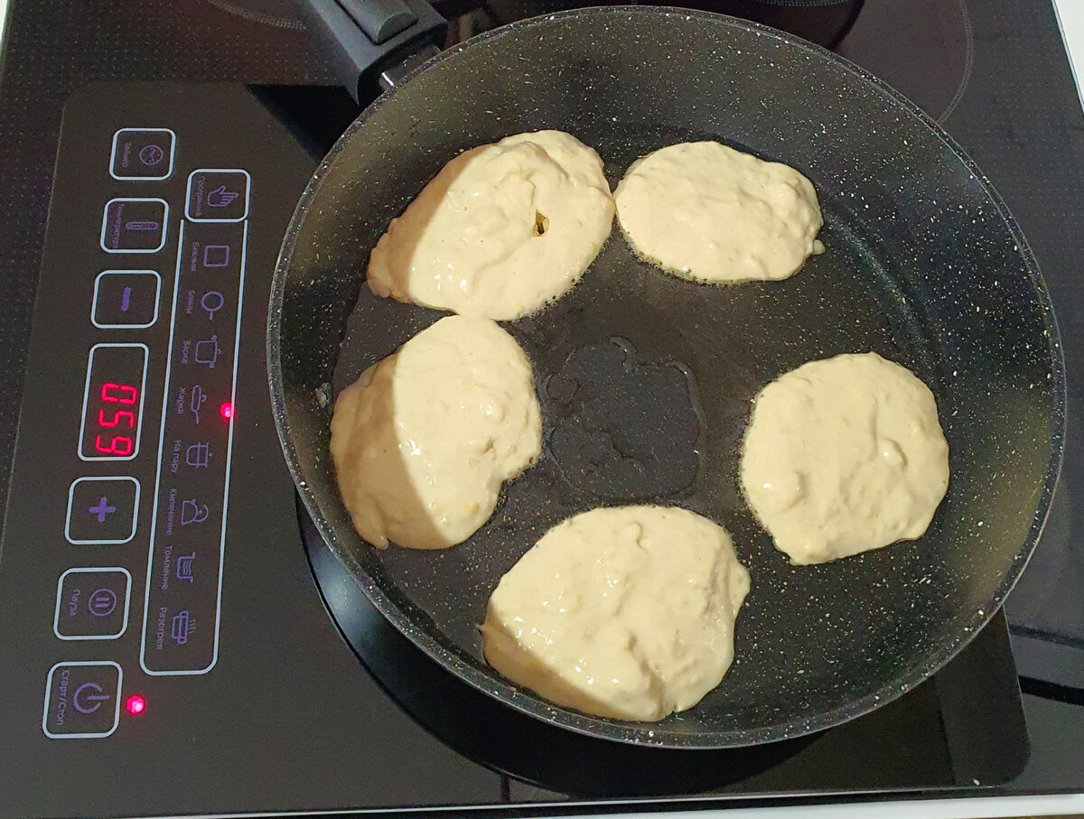 Апельсиновые оладьи без яиц и дрожжей. Просто, вкусно, экономно! |  ХитрЮлькины рецепты | Дзен