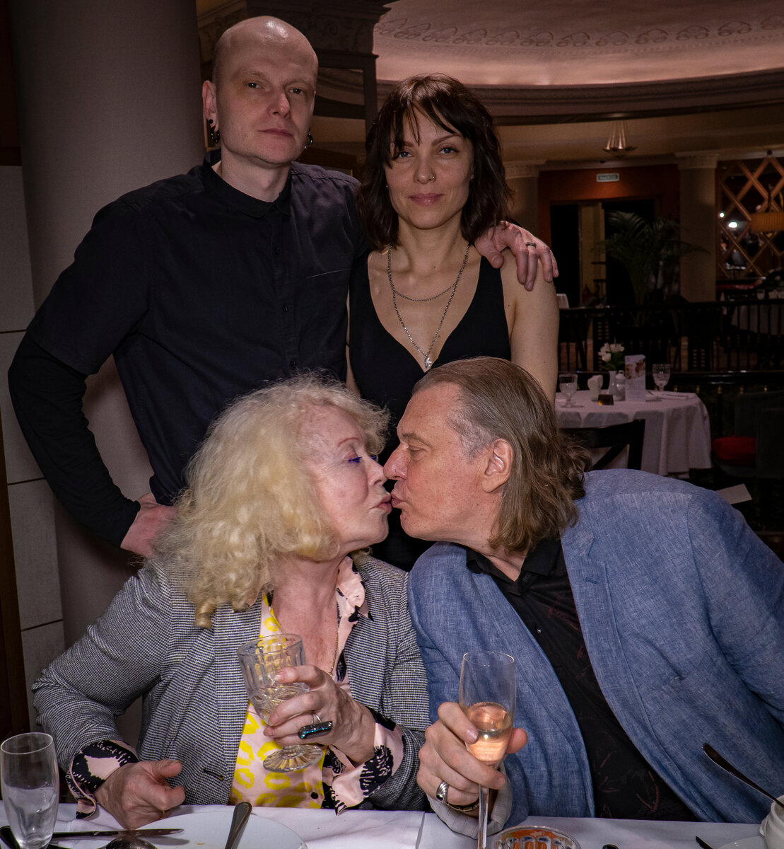 Юрий и Галина Васильевы с детьми. Фото. Александра Беланова.