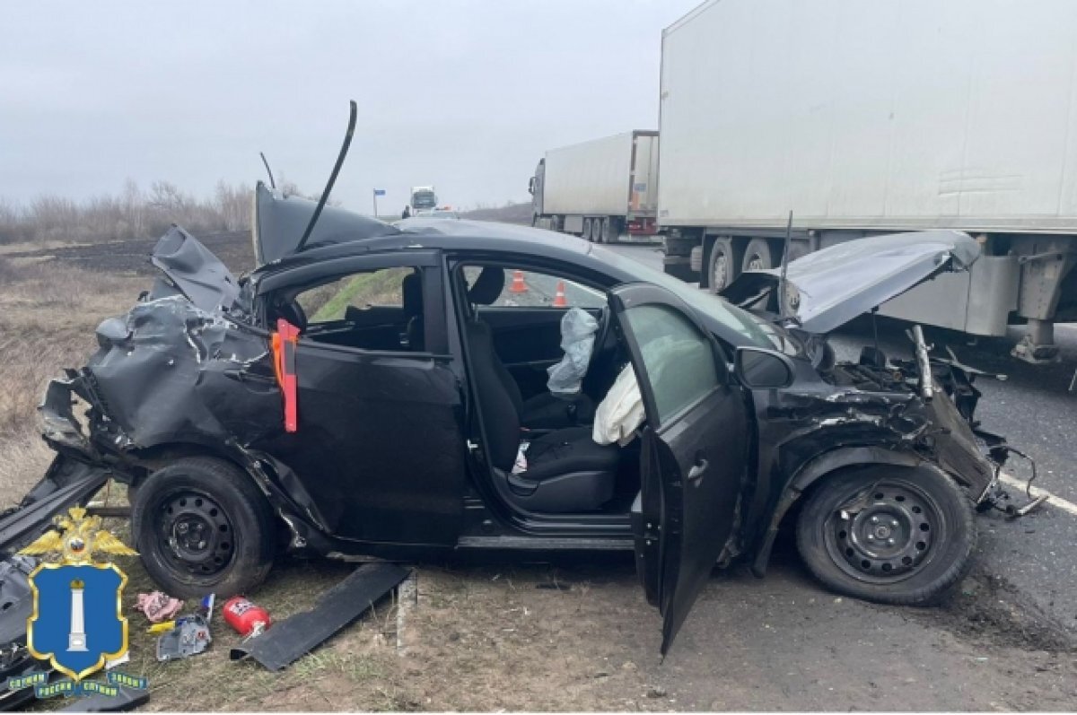    В ДТП с легковушкой и двумя грузовиками под Ульяновском пострадала девушка