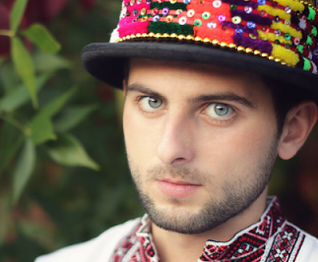 Красавчик загадочный..)))